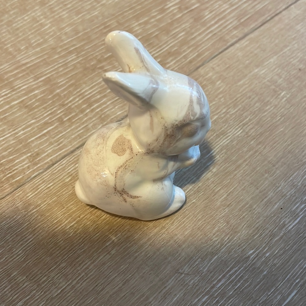 St. Helen’s ash ware rabbit bunny gorgeous craftsmanship handmade figurine